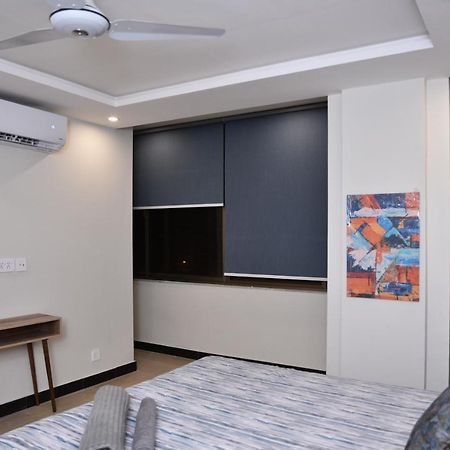 The Bliss Aparthotel Rawalpindi Bagian luar foto