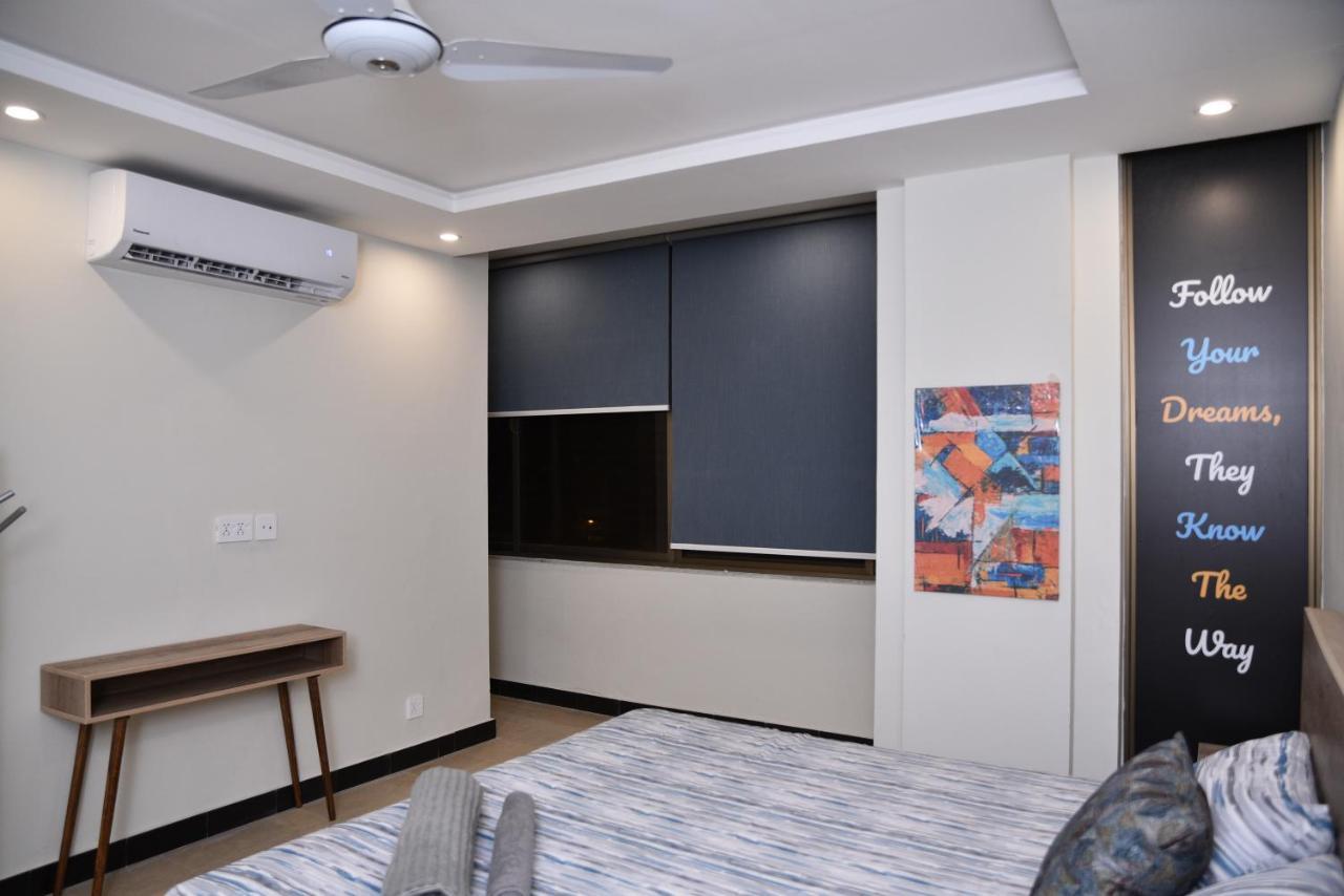 The Bliss Aparthotel Rawalpindi Bagian luar foto