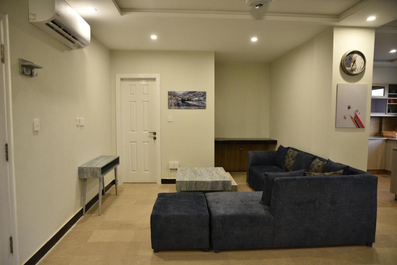 The Bliss Aparthotel Rawalpindi Bagian luar foto