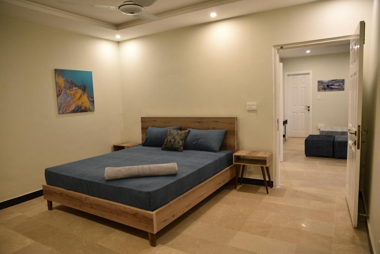The Bliss Aparthotel Rawalpindi Bagian luar foto