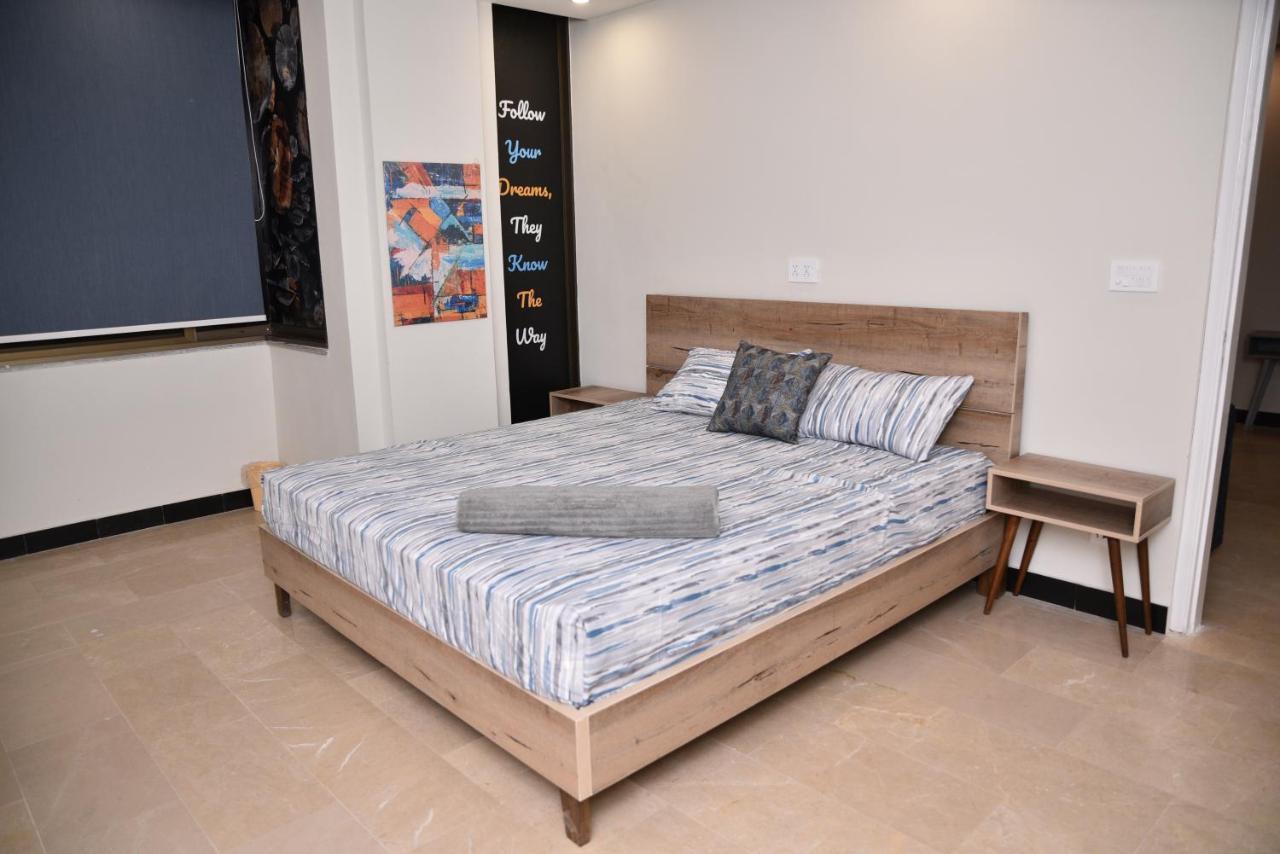 The Bliss Aparthotel Rawalpindi Bagian luar foto