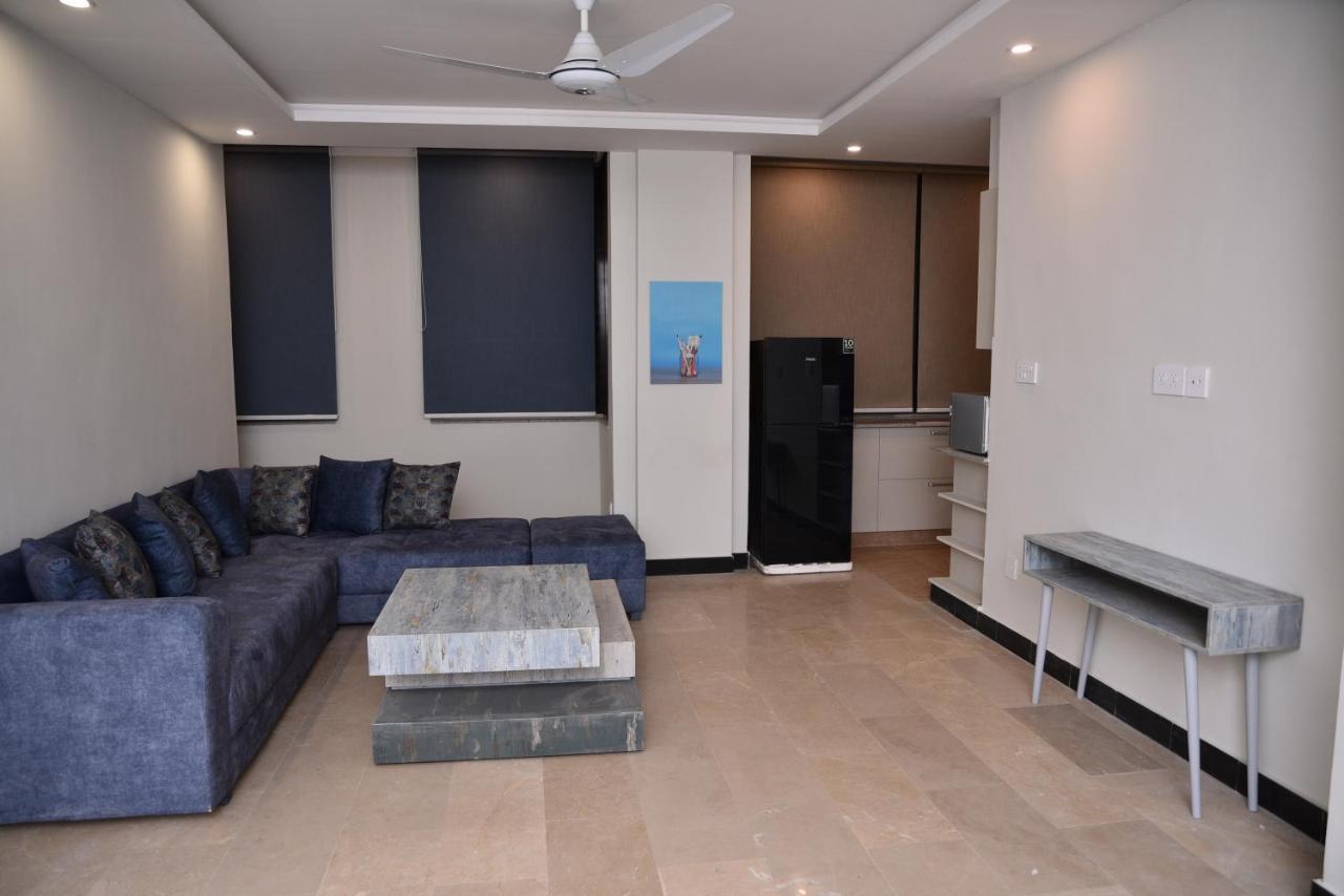 The Bliss Aparthotel Rawalpindi Bagian luar foto