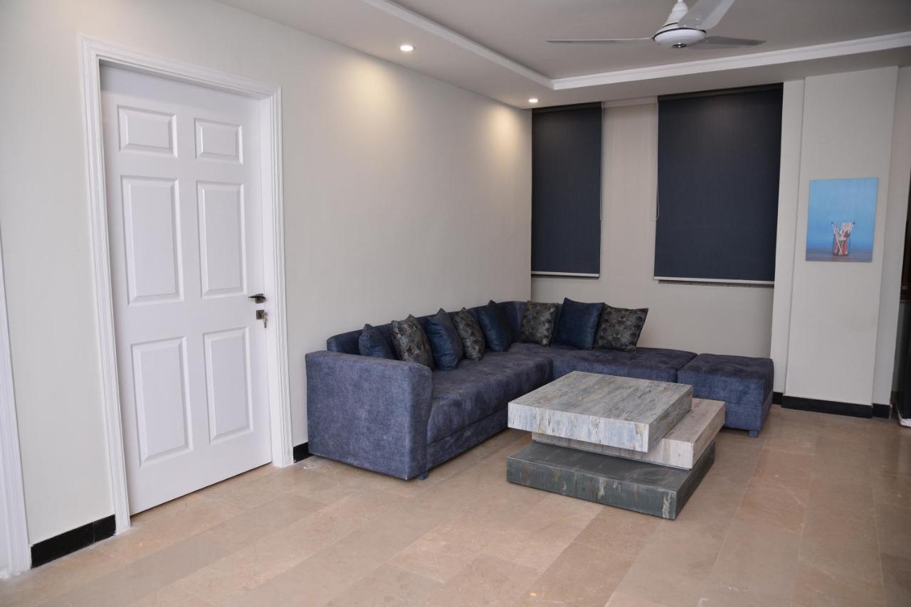 The Bliss Aparthotel Rawalpindi Bagian luar foto