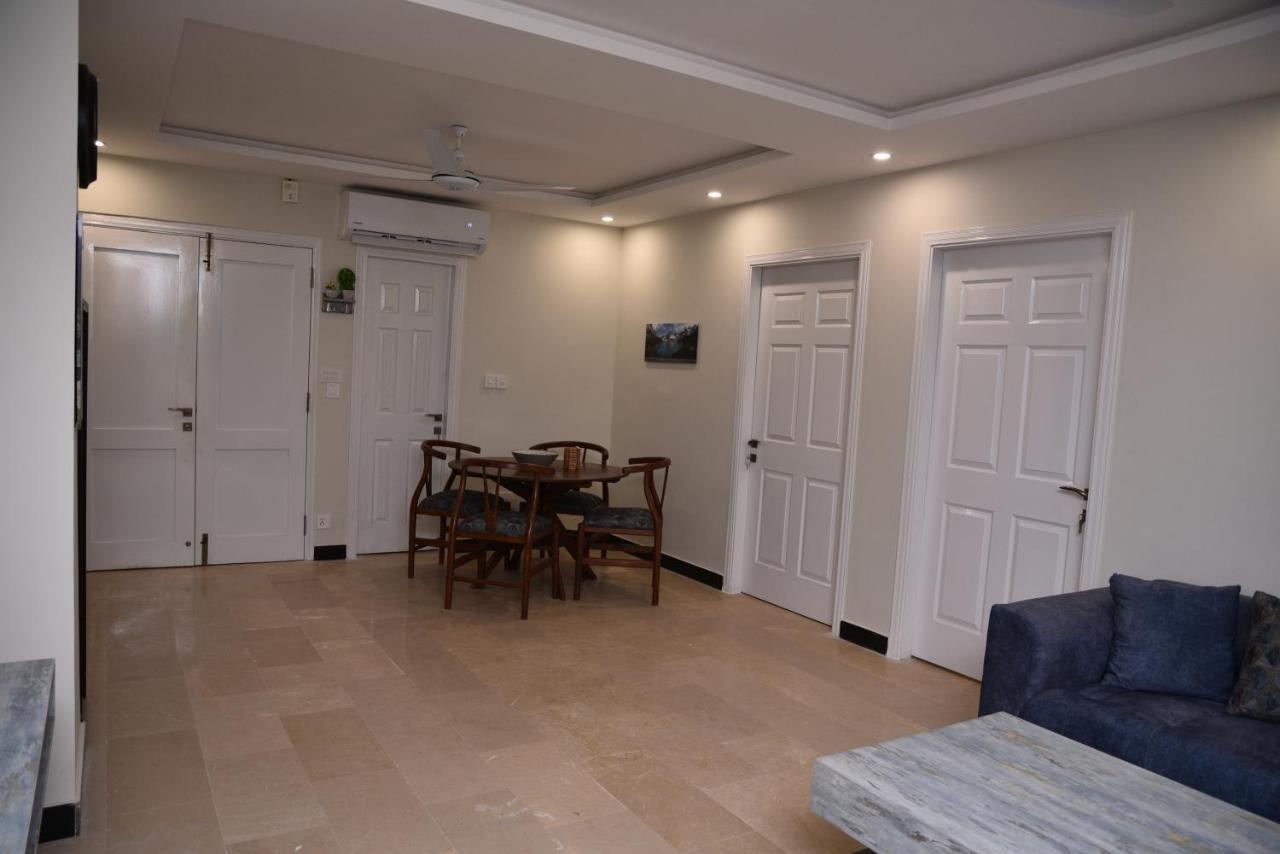 The Bliss Aparthotel Rawalpindi Bagian luar foto