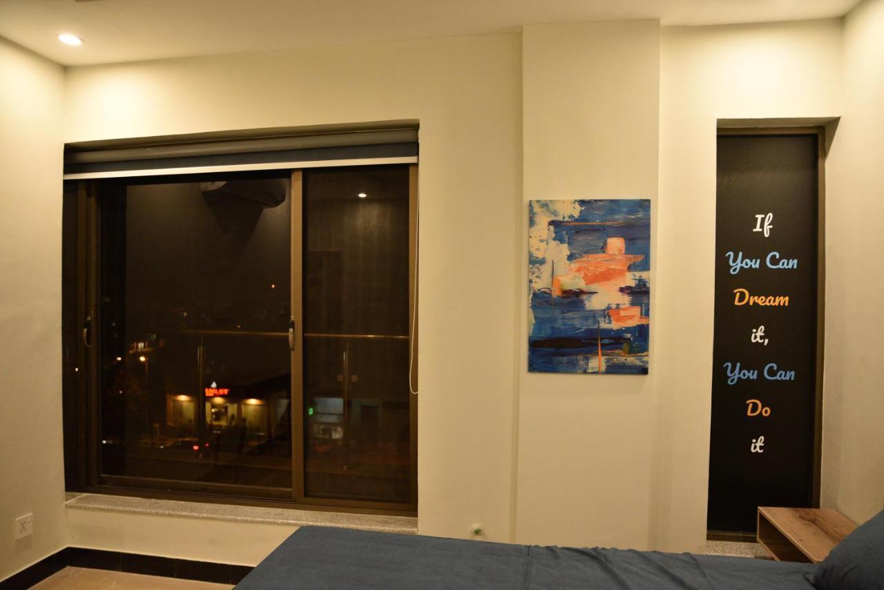 The Bliss Aparthotel Rawalpindi Bagian luar foto